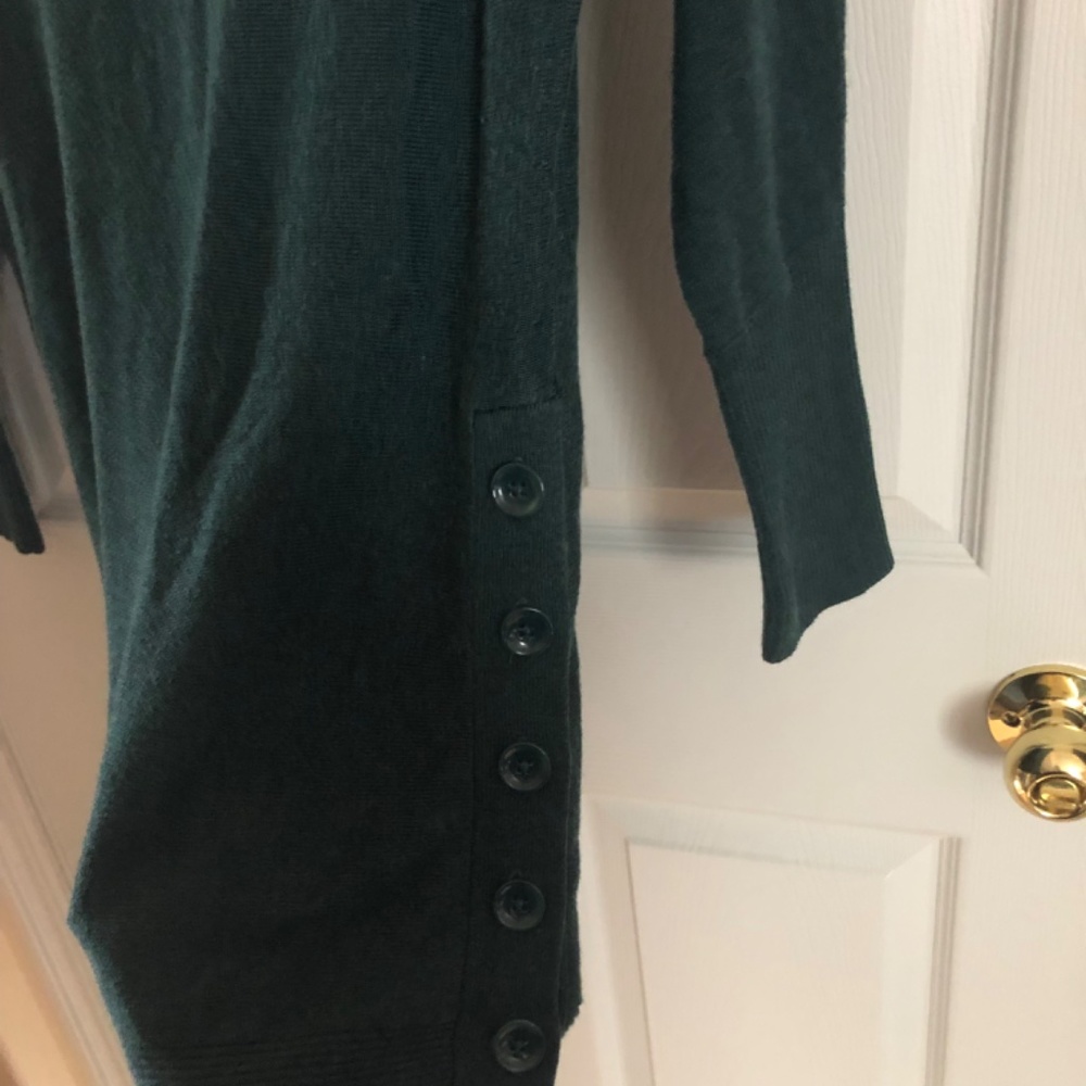 Green Sweater - Picture 2 of 3